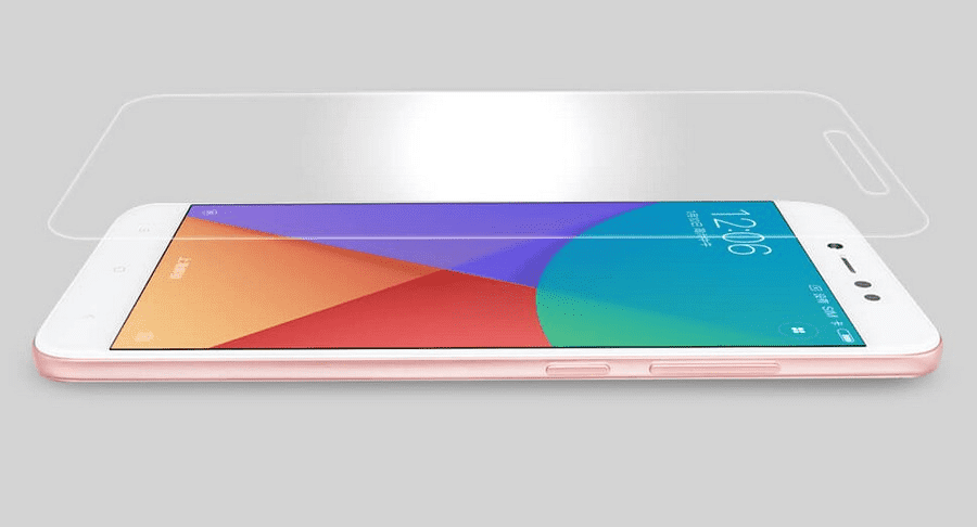 Установка закаленного стекла на смартфон Xiaomi Redmi Note 5A